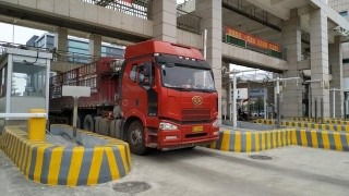 深圳東莞保稅物流園轉(zhuǎn)廠一日游報關(guān)流程與貿(mào)易代理服務(wù)詳解